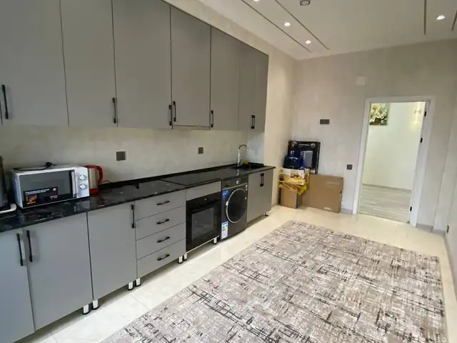 2-комн. квартира, 5 этаж, 93 м², Шохмансур, Душанбе