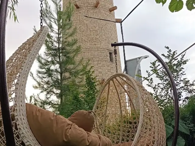 Кокон садовый, Канибадам
