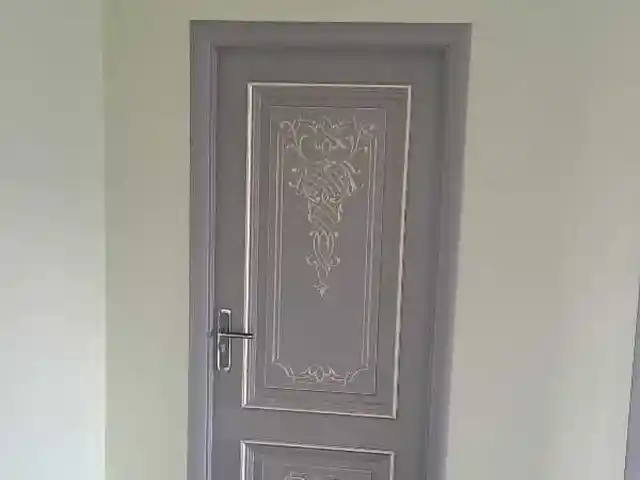 Дверь, Душанбе