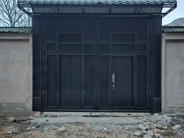 Дарвоза, Душанбе