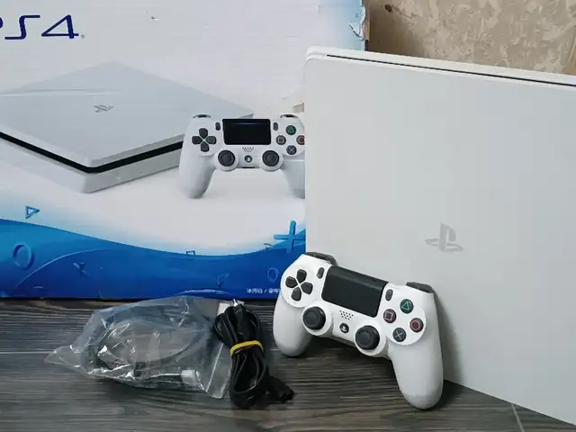Игровая приставка Sony PlayStation 4 slim 8.87, Душанбе