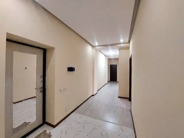 3-комн. квартира, 1 этаж, 93м², ТРЗ, Бохтар (Курган-Тюбе)