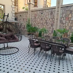 Стол и стулья, Душанбе