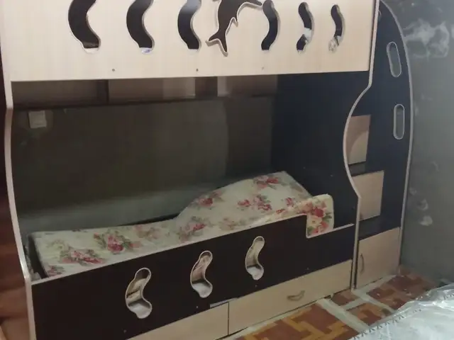 Детская двухъярусная кровать, Вахдат
