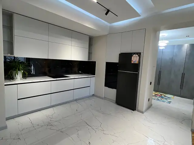 3-комн. квартира, 14 этаж, 84 м², Ватан, Душанбе