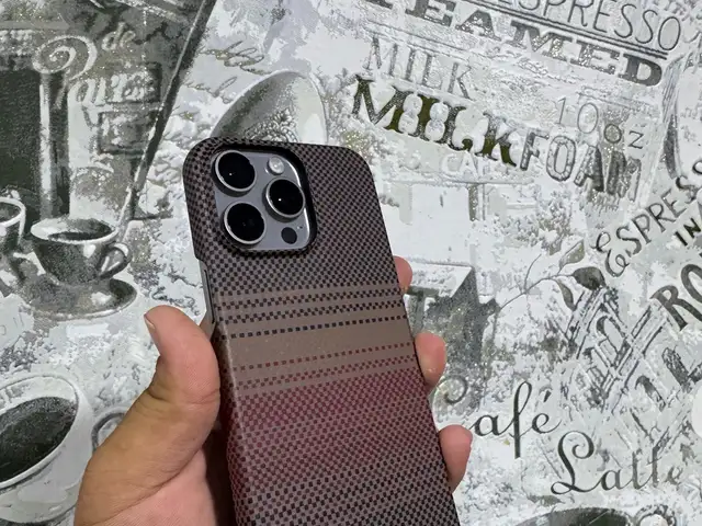 Apple iPhone 15 Pro Max, 256 gb, Natural Titanium, Хуҷанд