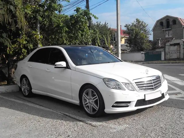 Капот от Mercedes-Benz W212, Душанбе