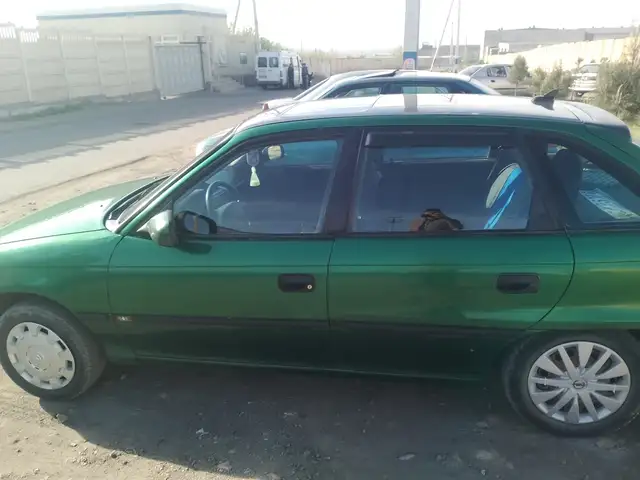 Opel Astra F