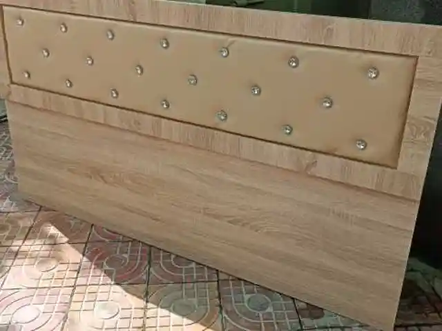Двуспальная кровать, Душанбе