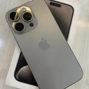 Apple iPhone 15 Pro, 512 gb, Natural Titanium, Душанбе