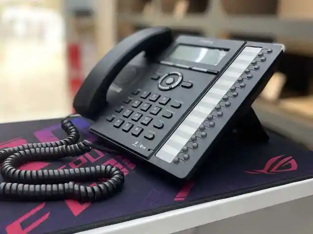 IP-системный телефон iPecs LIP-8024E, Душанбе