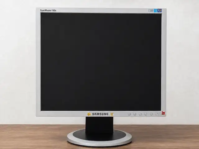 Монитор Samsung SyncMaster 740N, Худжанд