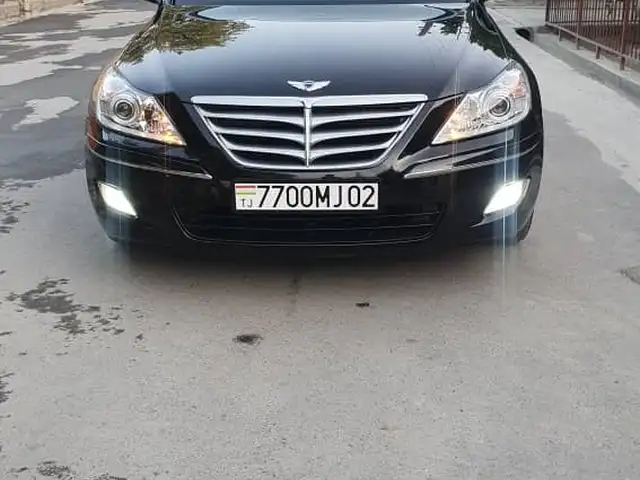 Hyundai Genesis