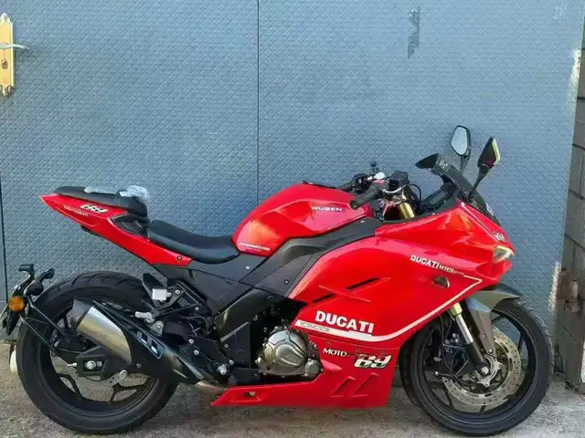 Мотоцикл Ducati 400 на заказ, Душанбе