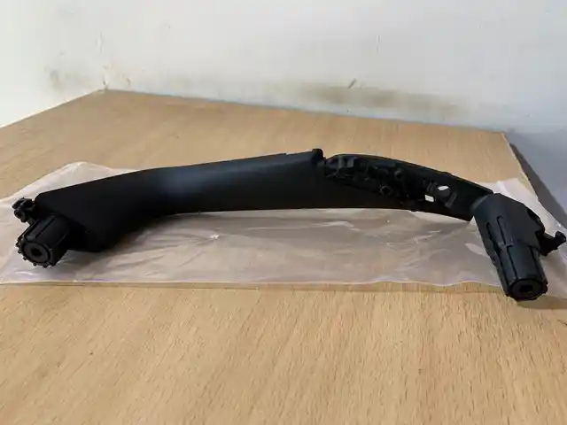 Внутренняя ручка двери на BMW G38/G30, Худжанд