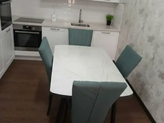 Стол, Душанбе