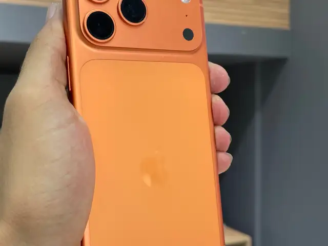 Apple iPhone 17 Pro Max, 256 gb, Cosmic Orange, Душанбе