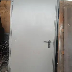 Дверь, Худжанд