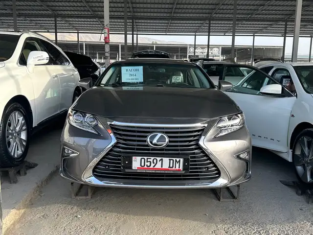 Lexus ES series