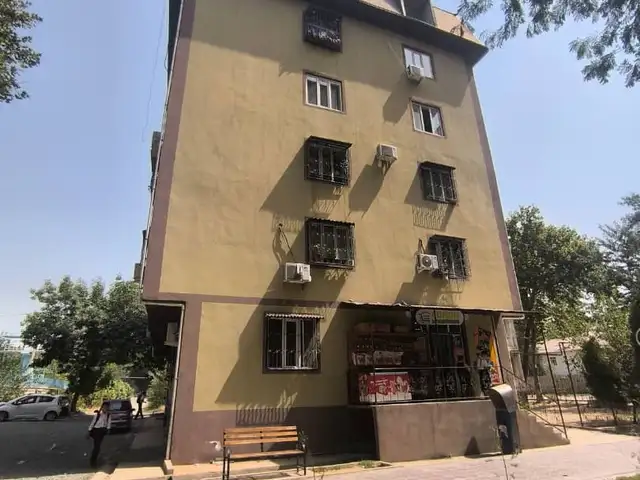 1-комн. квартира, 5 этаж, 45 м², 4 мкр, Турсунзода