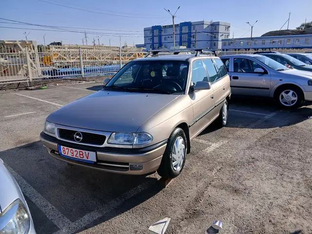 Opel Astra F