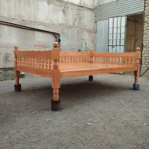 Тапчан, Душанбе