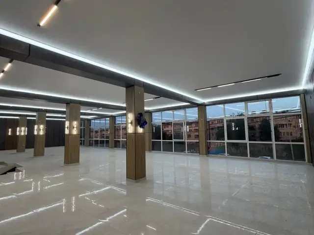 Помещение под свободное назначение, 260м², Сино поликлиникаи 14, Душанбе