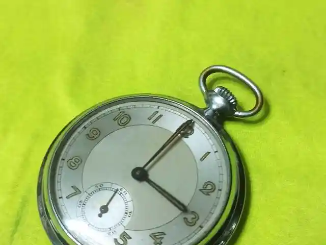 Часы ГДР, Душанбе