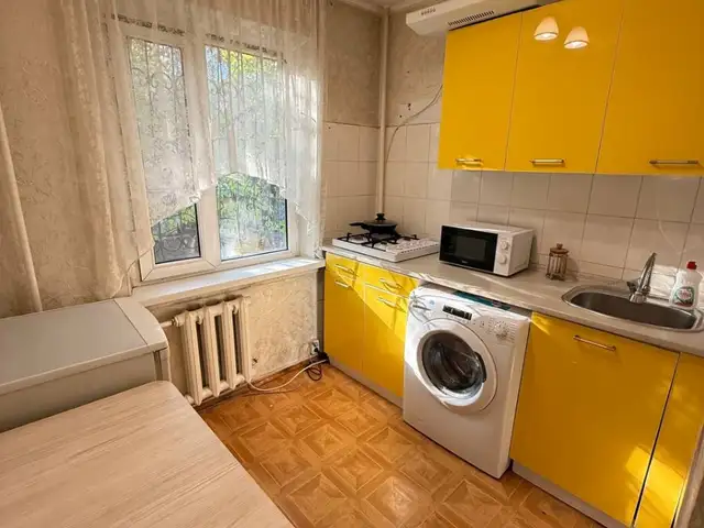 2-комн. квартира, 1 этаж, 55м², 33, Душанбе