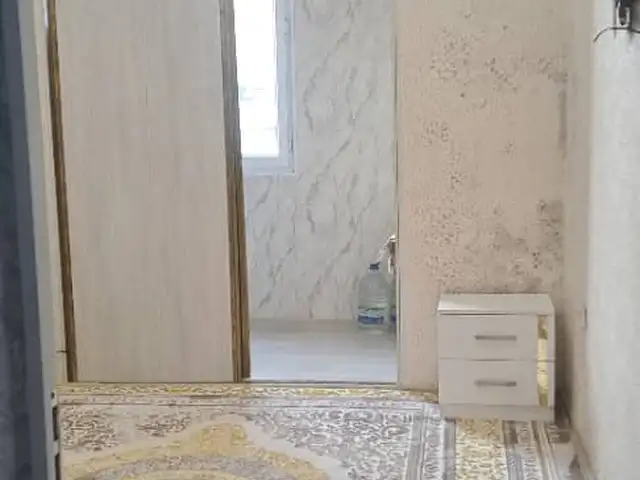 1-комн. квартира, 6 этаж, 42 м², 13 мкр, Худжанд