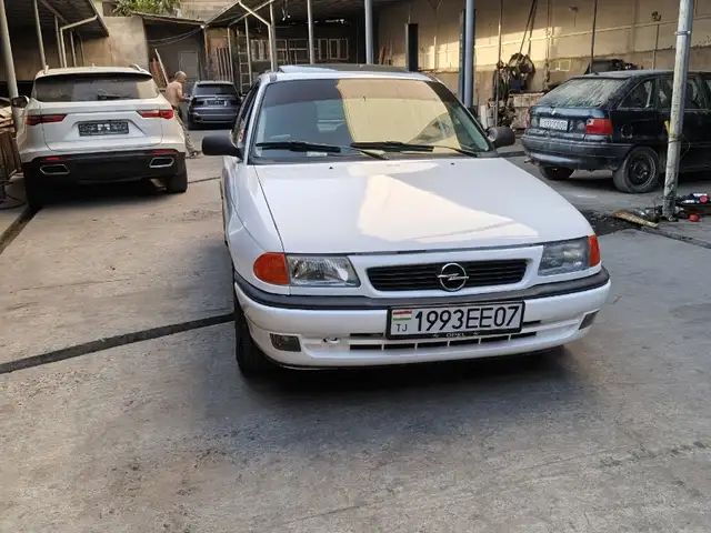 Opel Astra F