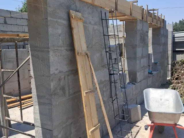 Газоблок, Абдураҳмони Ҷомӣ