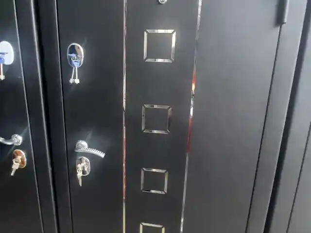 Железная дверь, Душанбе