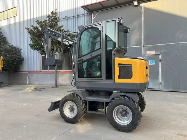 Экскаватор EXCAVATOR SAAO, Душанбе