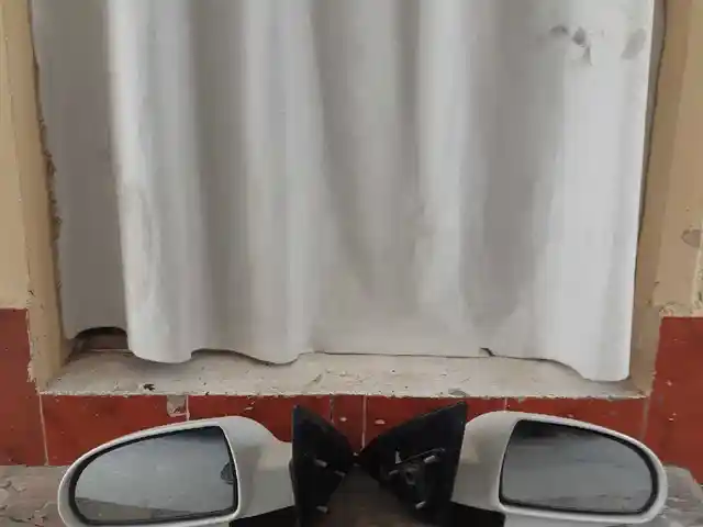 Зеркало заднего вида Hyundai Avante, Худжанд