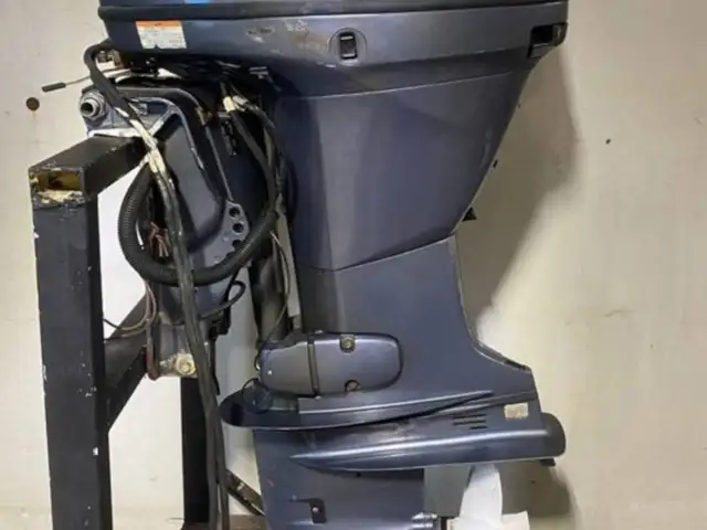 Лодочный мотор Yamaha 50 4такт универсал, Худжанд