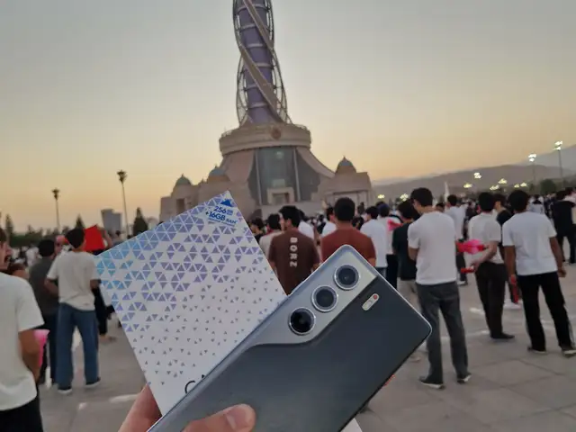 Tecno camon 40, Душанбе