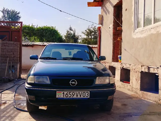 Opel Astra F