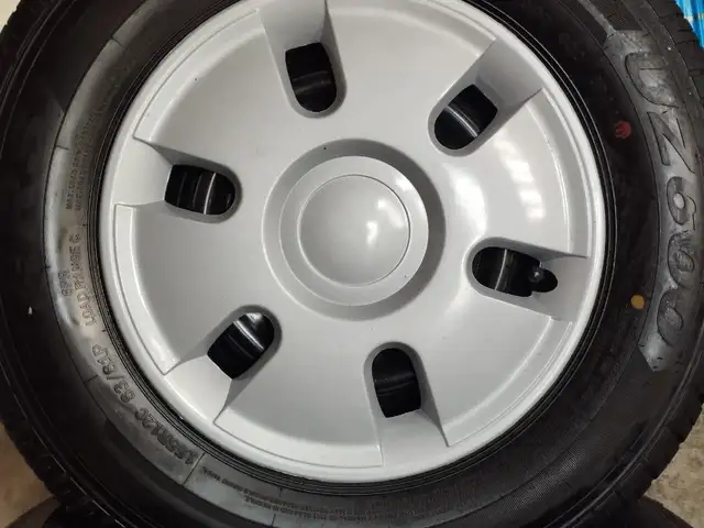 Диски и покрышка R12, Абдураҳмони Ҷомӣ