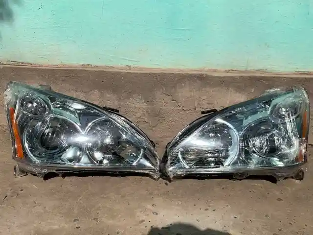Передние фары на Lexus RX350, Душанбе