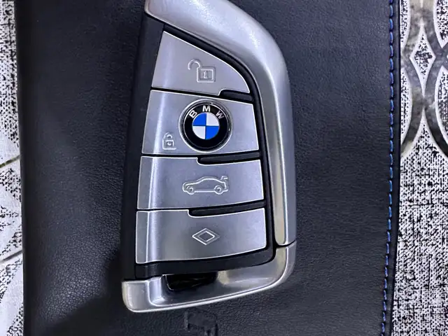 Ключ от BMW, Худжанд