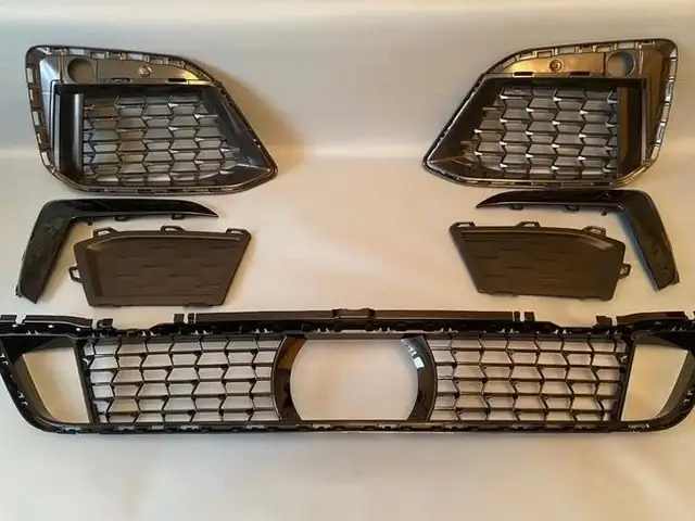 Решетки переднего бампера BMW G30, Худжанд