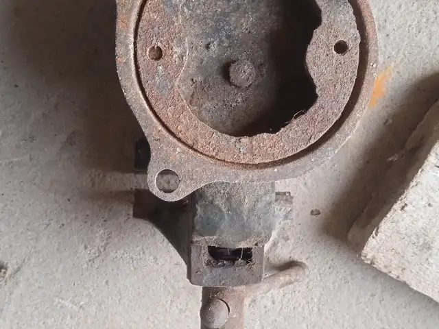 Тиски, Ваҳдат