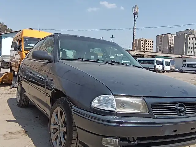 Opel Astra F