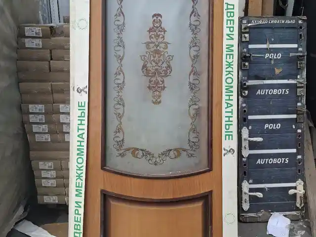 Деревянная дверь, Душанбе