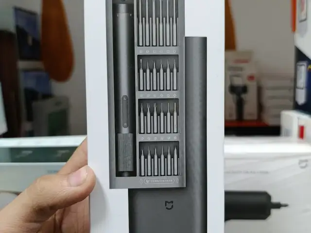 Аккумуляторная отвертка Xiaomi Mijia Electric Precision Screwdriver Kit MJDDLSD0, Душанбе