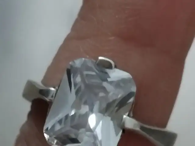 Серебряное кольцо с горным хрусталем, Худжанд
