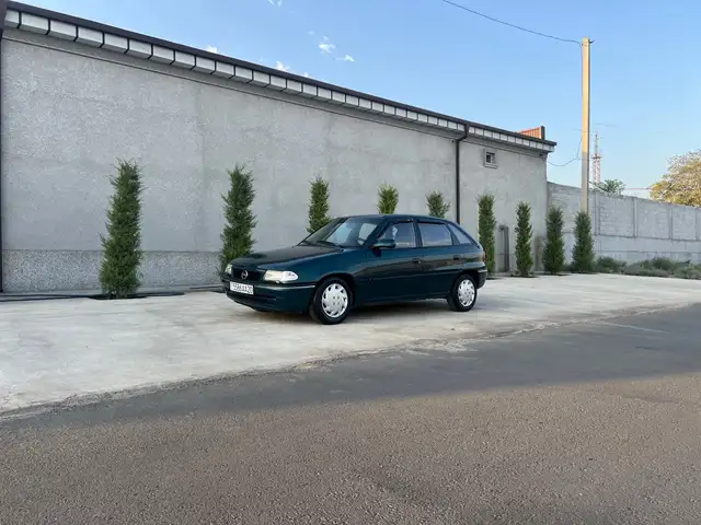 Opel Astra F
