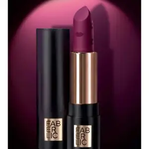 Матовая помада для губ Matte Chic, Душанбе