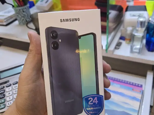 Samsung Galaxy A06 4/64, Худжанд